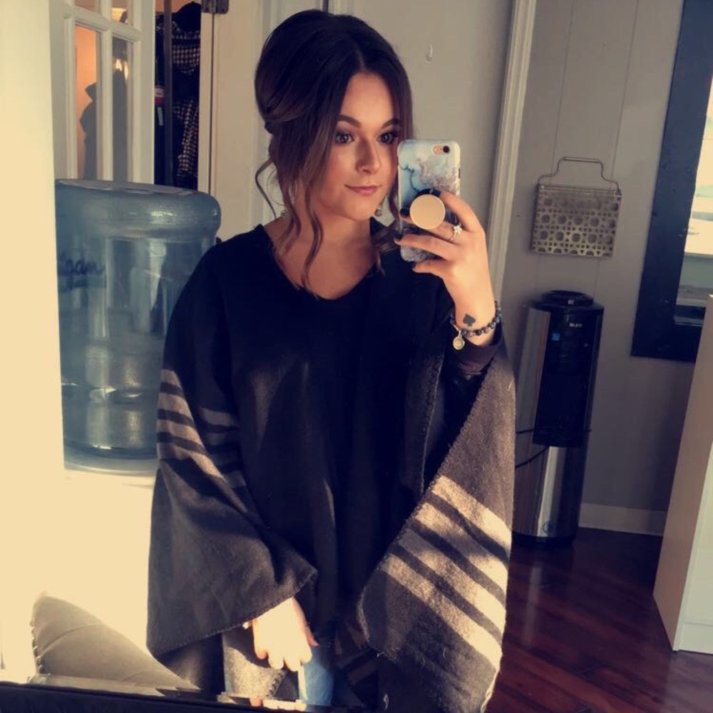 Meet your Posher, Clare